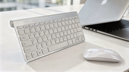 Ultra Slim Tastatur & Maus Kombo - Kabellose 2.4G Verbindung